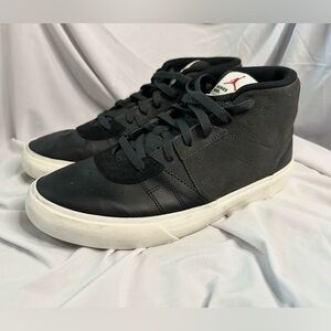 Men's Size 10 Black Jordan Series Mid